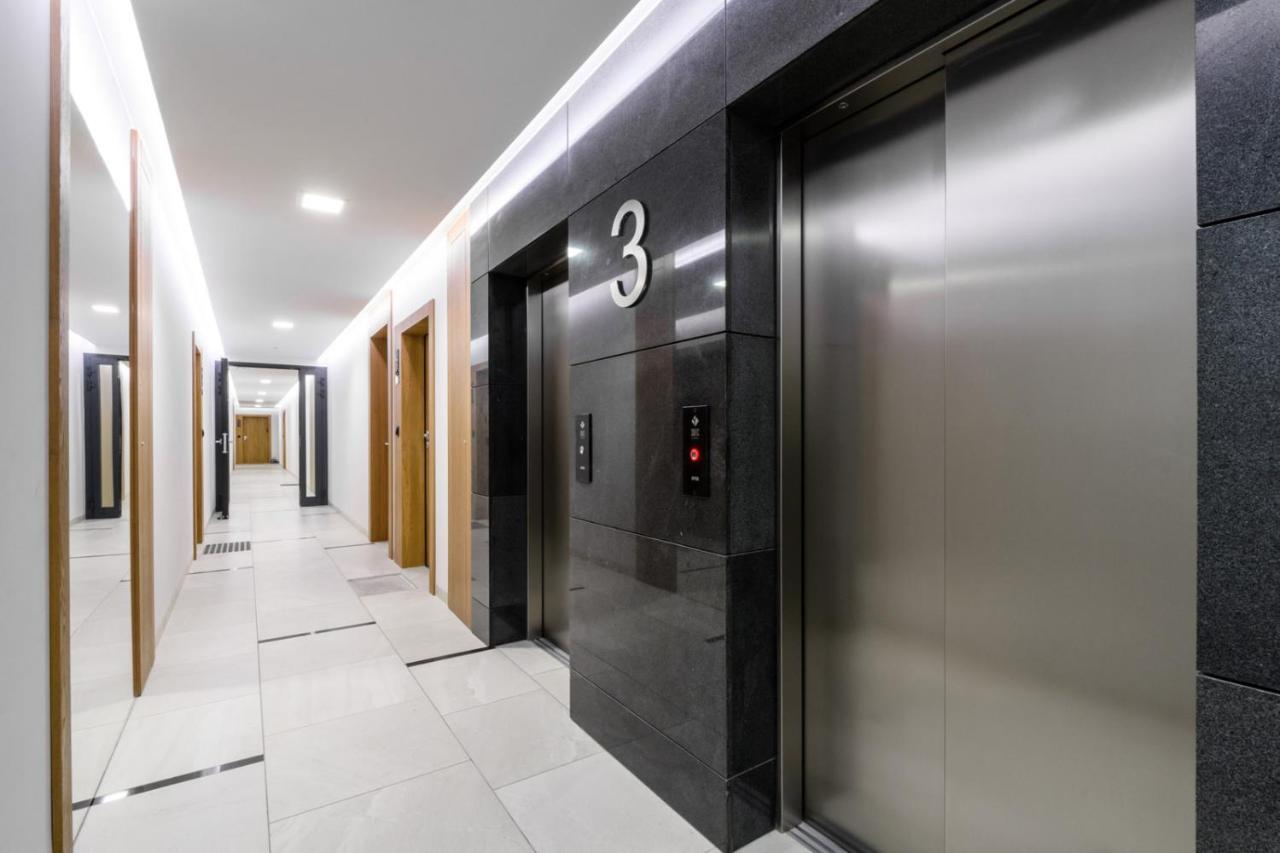 P&O Serviced Apartments Solec Varsó Kültér fotó