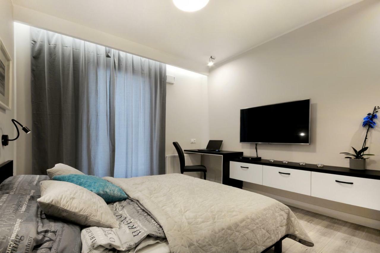 P&O Serviced Apartments Solec Varsó Kültér fotó